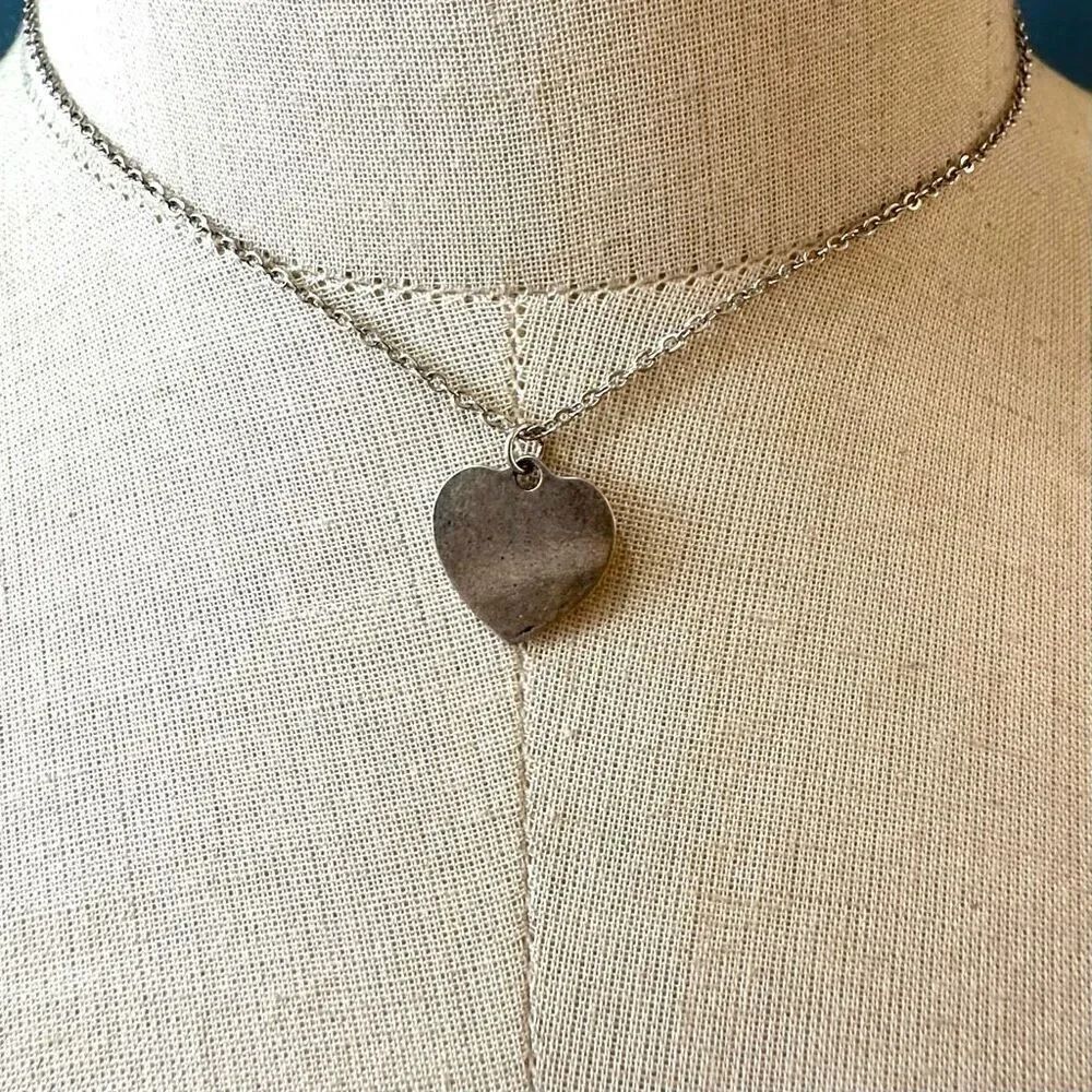 LA jewelry heart pendant necklace